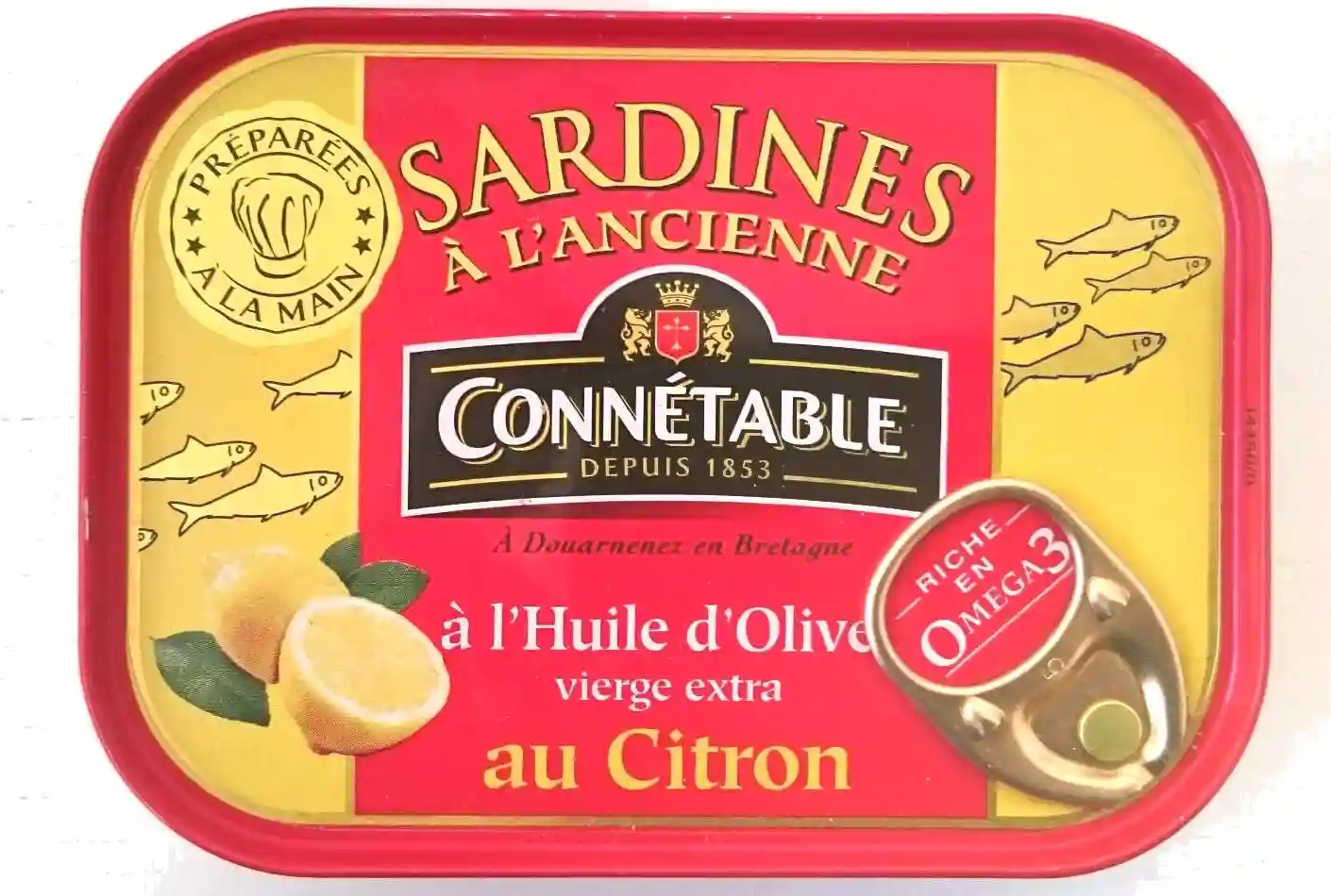 Connetable old-fashioned sardines with extra virgin olive oil and lemon 